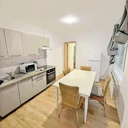 Apartment Jumet 242 D Bruxelles -charleroi-airport Charleroi